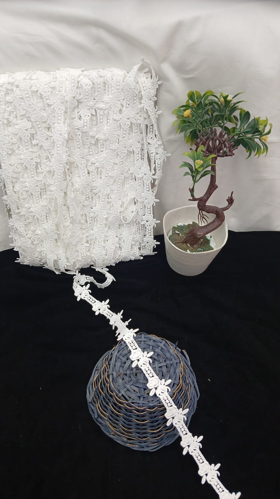 LC15668- Milky Lace