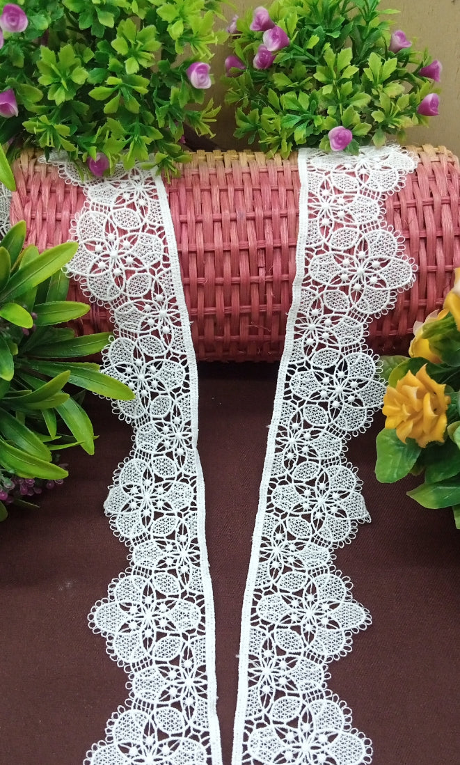 LC12918 - Milky Lace