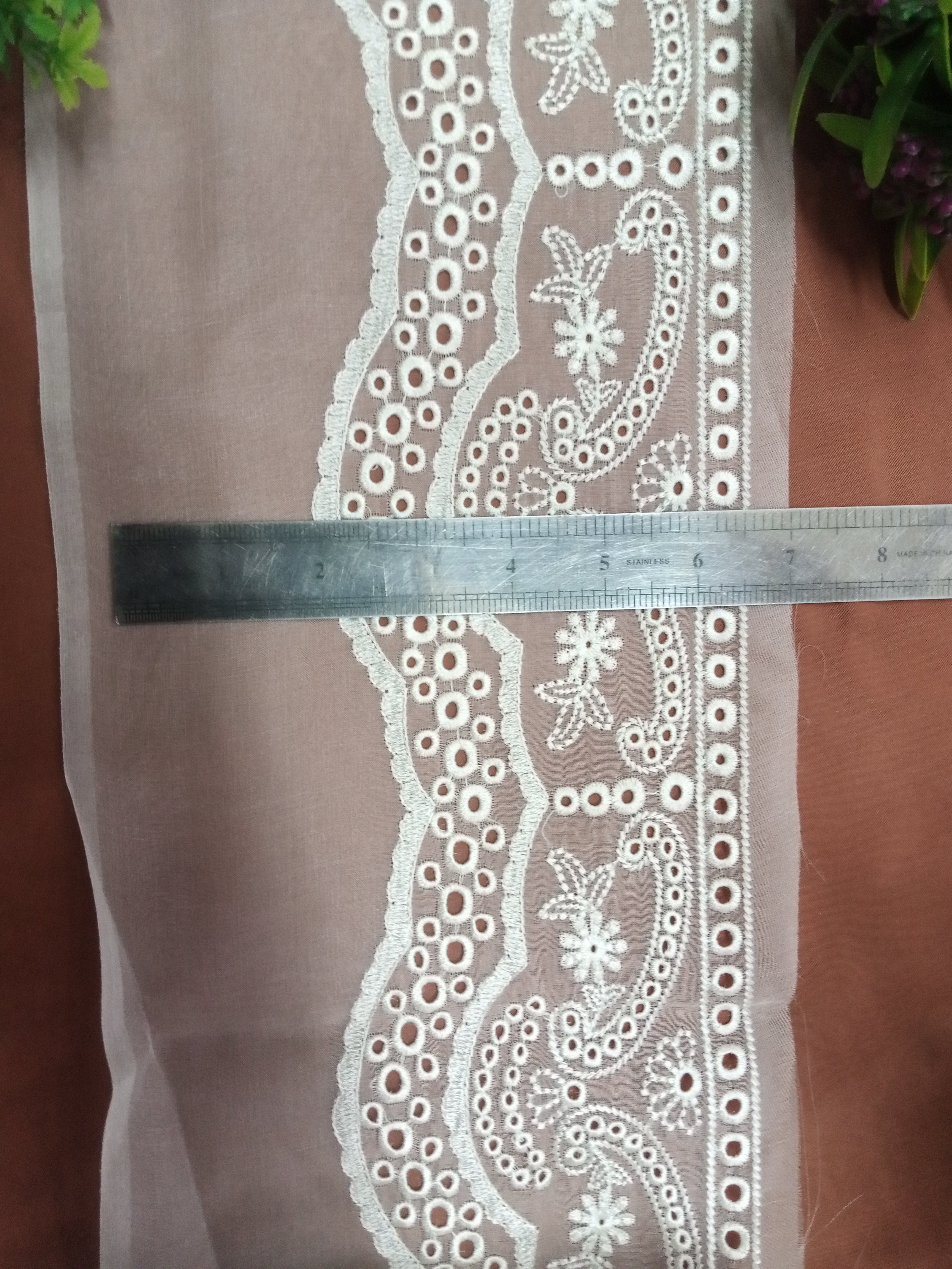 BD00402 - Pure Organza Cutwork Border