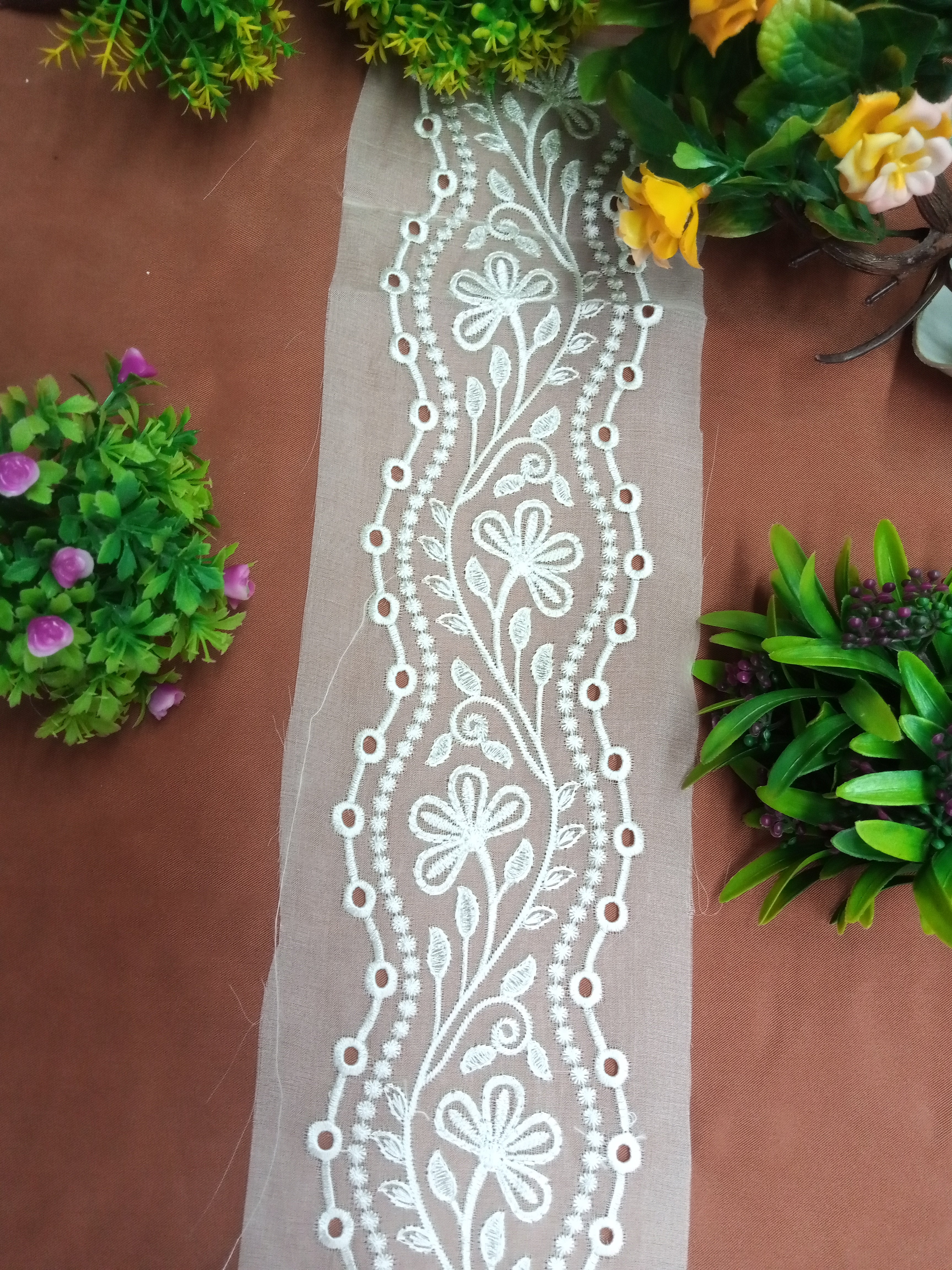 BD00407 - Pure Organza Cutwork Border