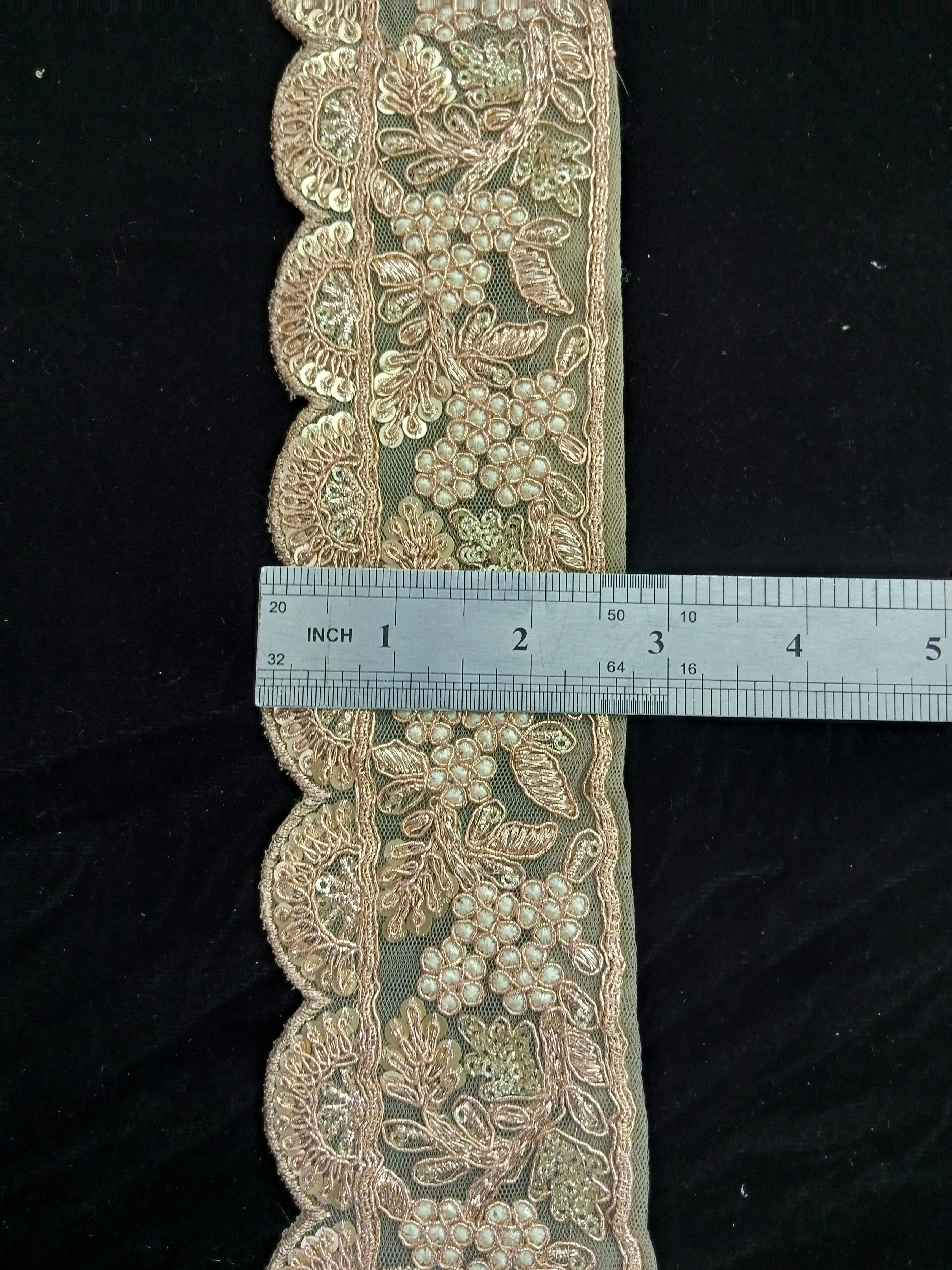 LC15207 - Indian Fancy Lace