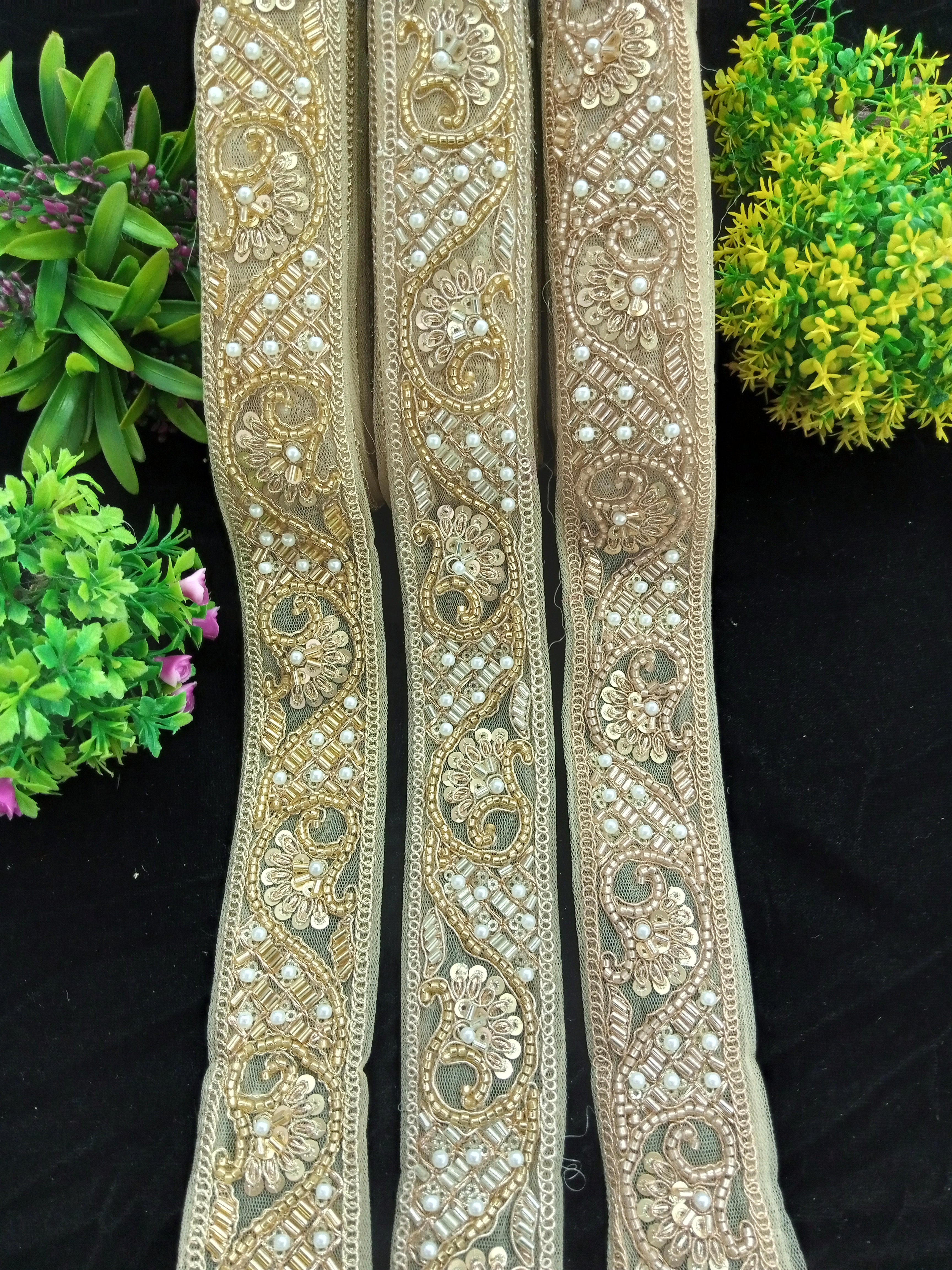 LC15209 - Indian Fancy Lace