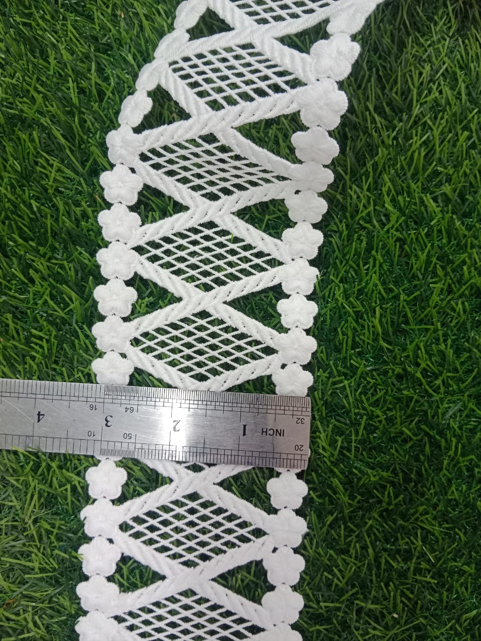 16417-Milky LACE