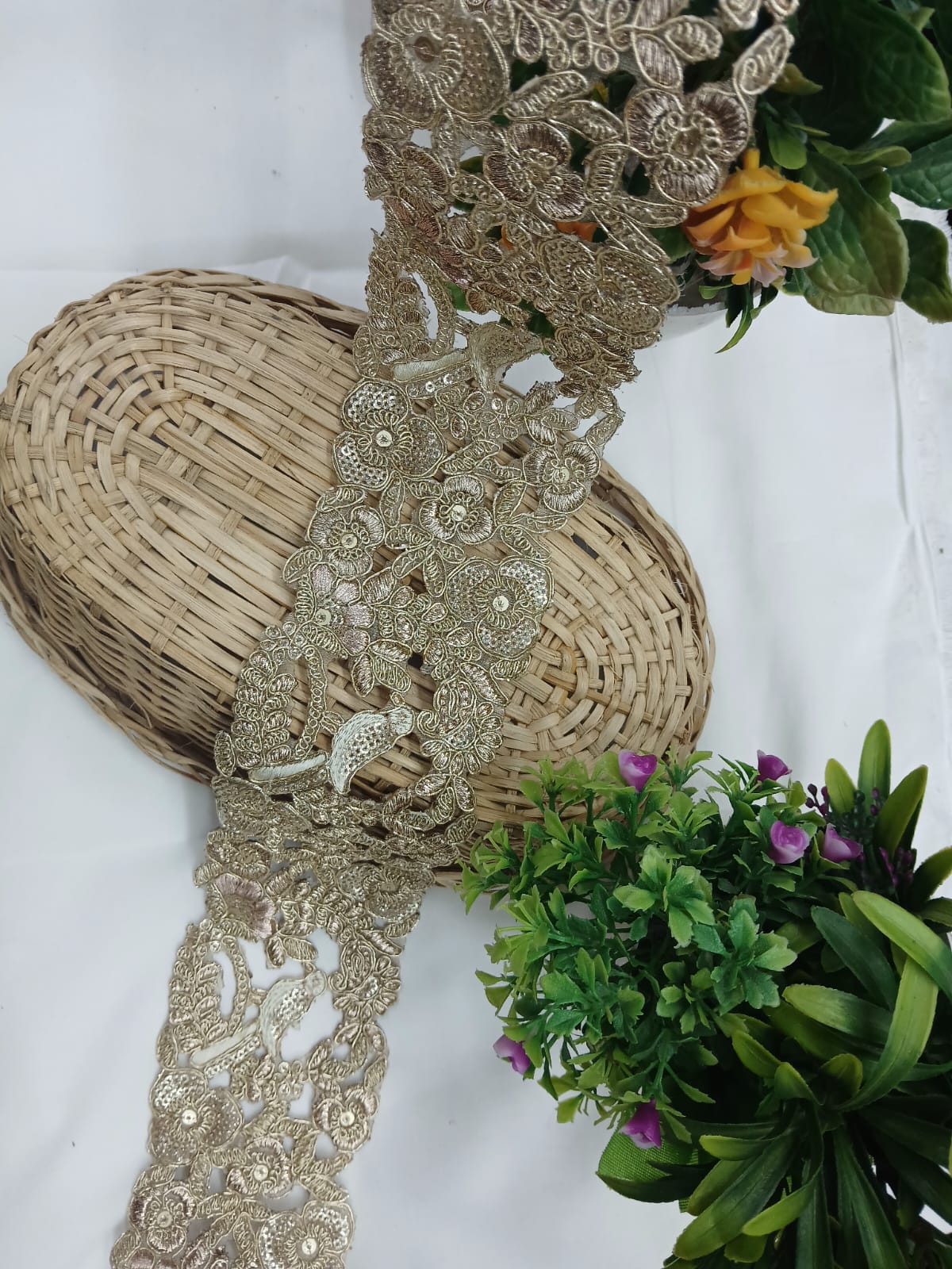16584-FANCY LACE
