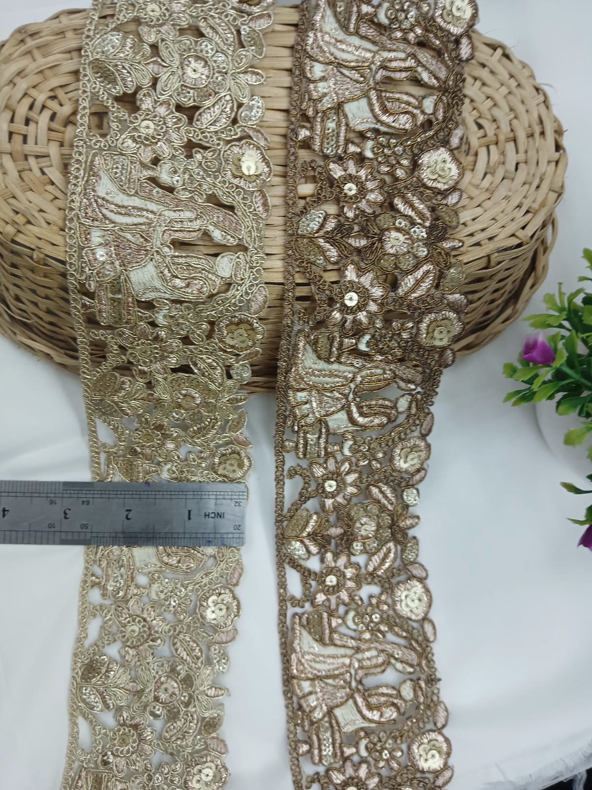 16588-FANCY LACE