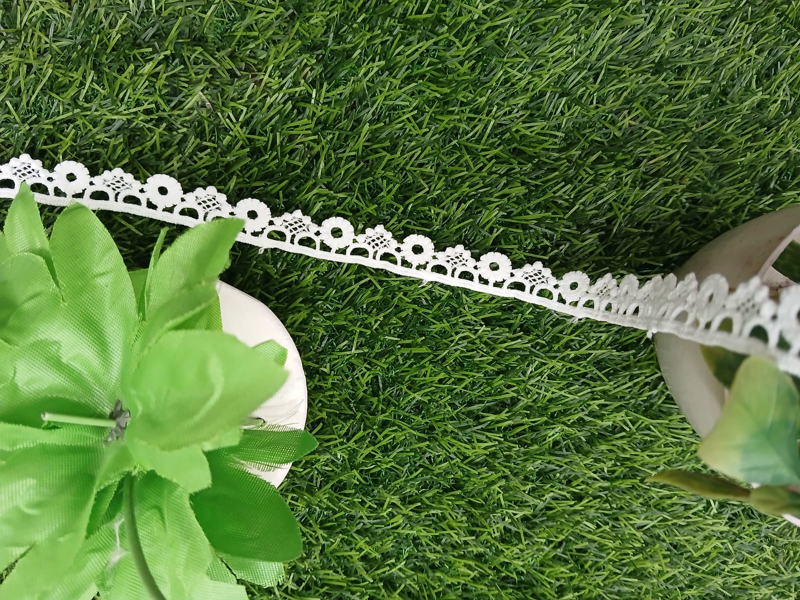 16347-Milky LACE