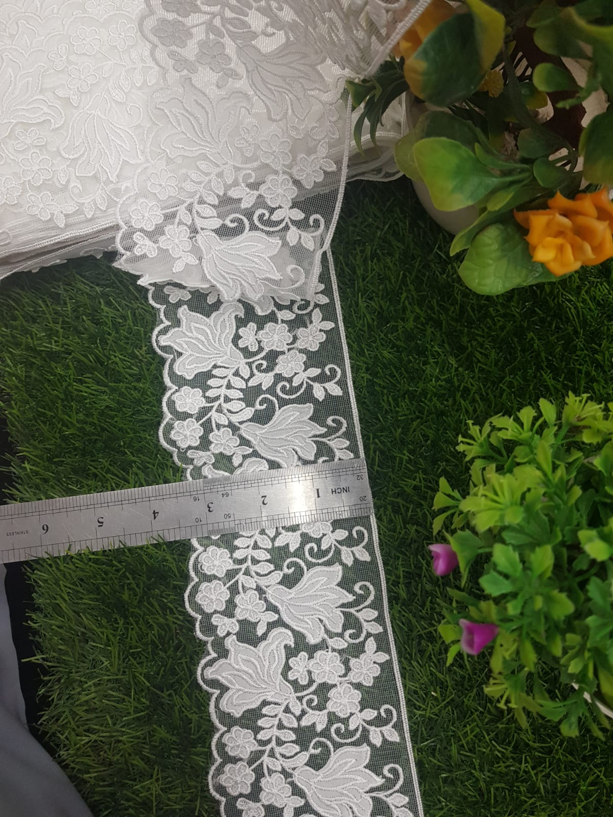 16509-Milky LACE