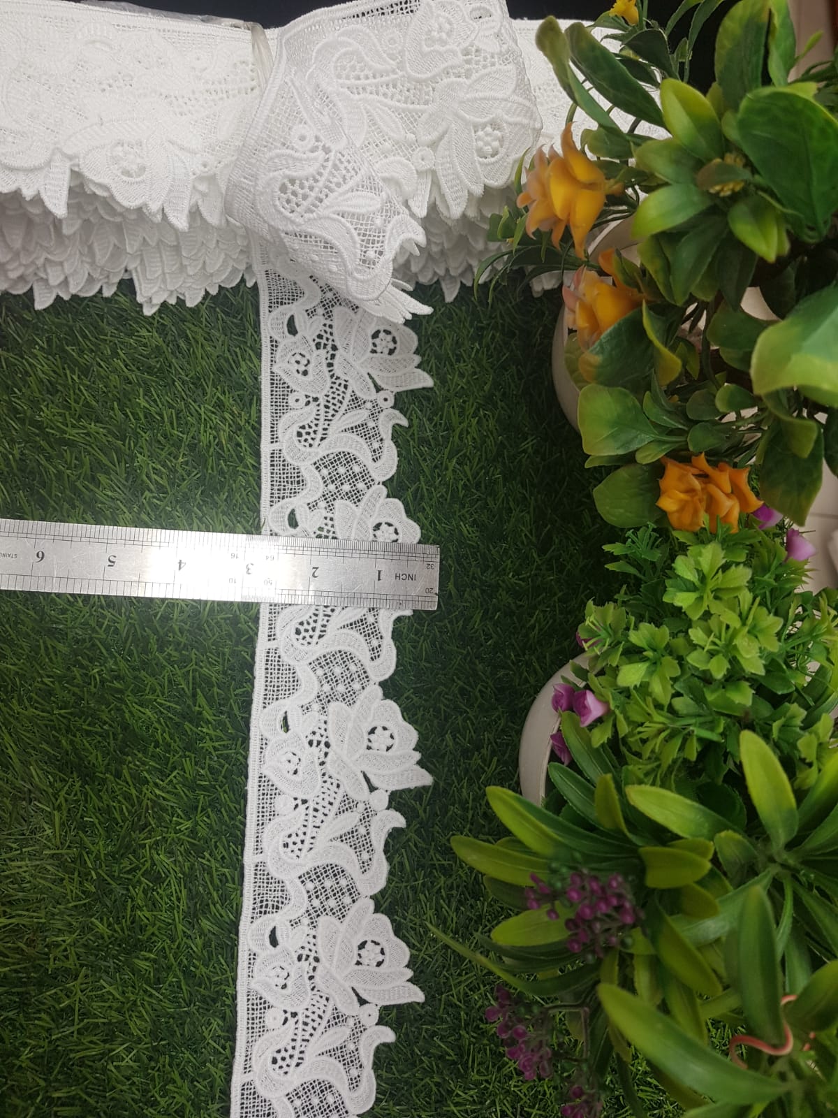 16707-Milky LACE