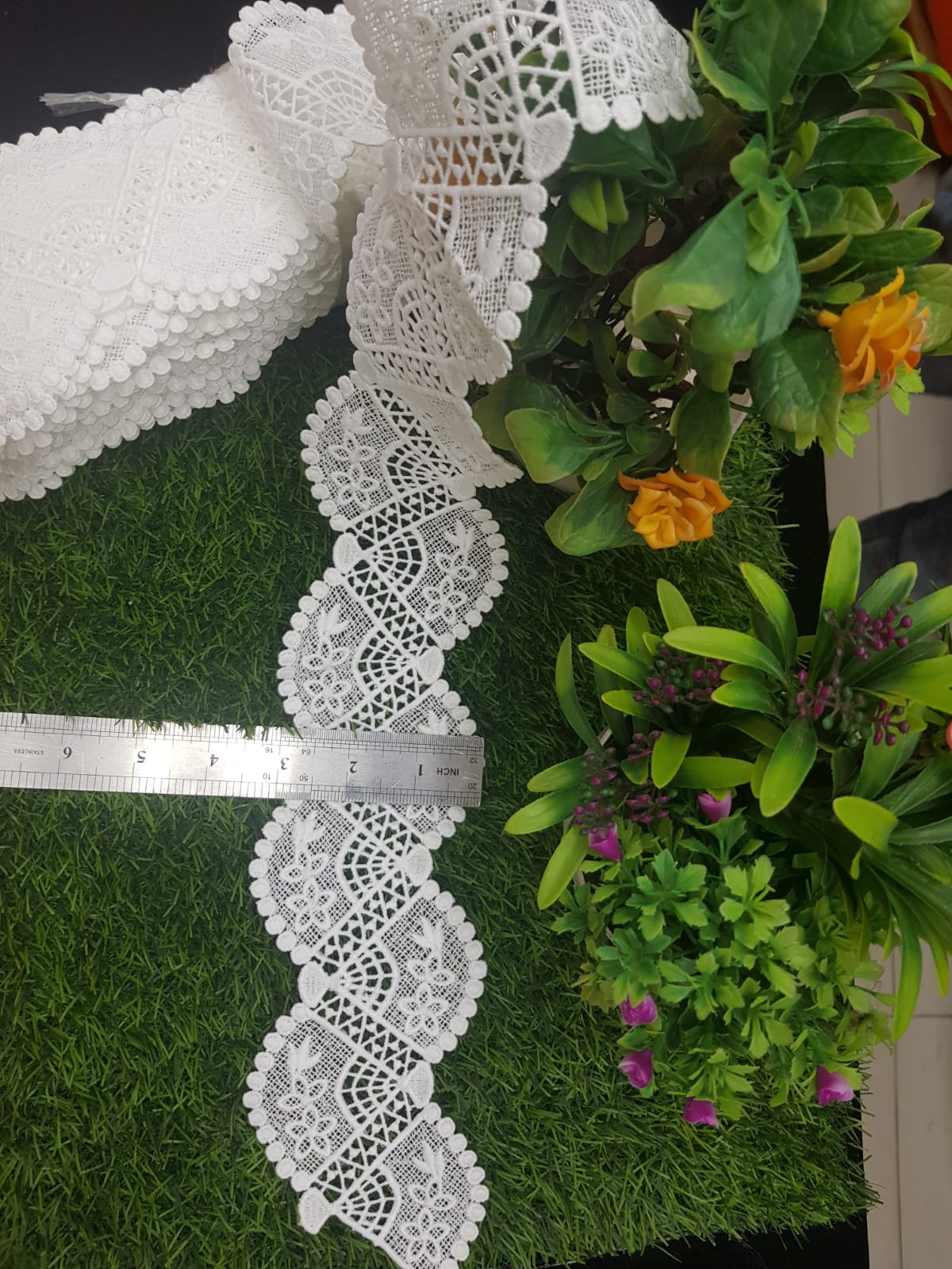 16713-Milky LACE