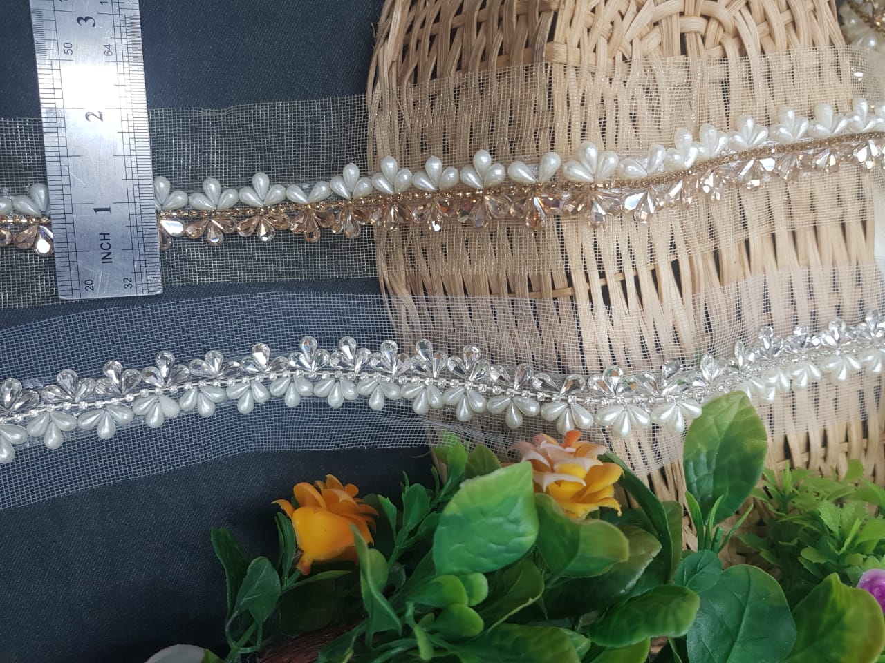 16792-PEARLS & STONES LACE