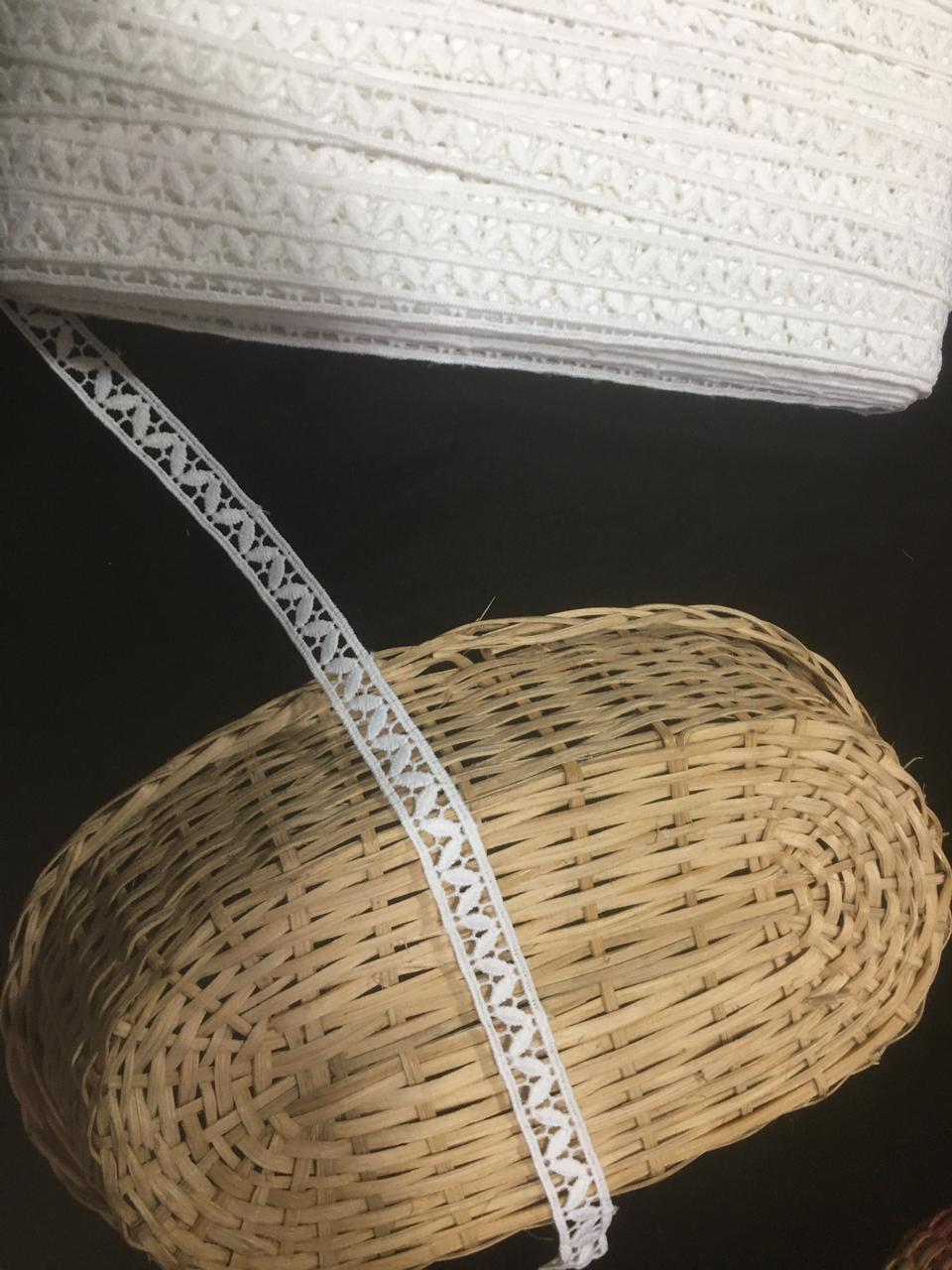 LC16136-Milky LACE