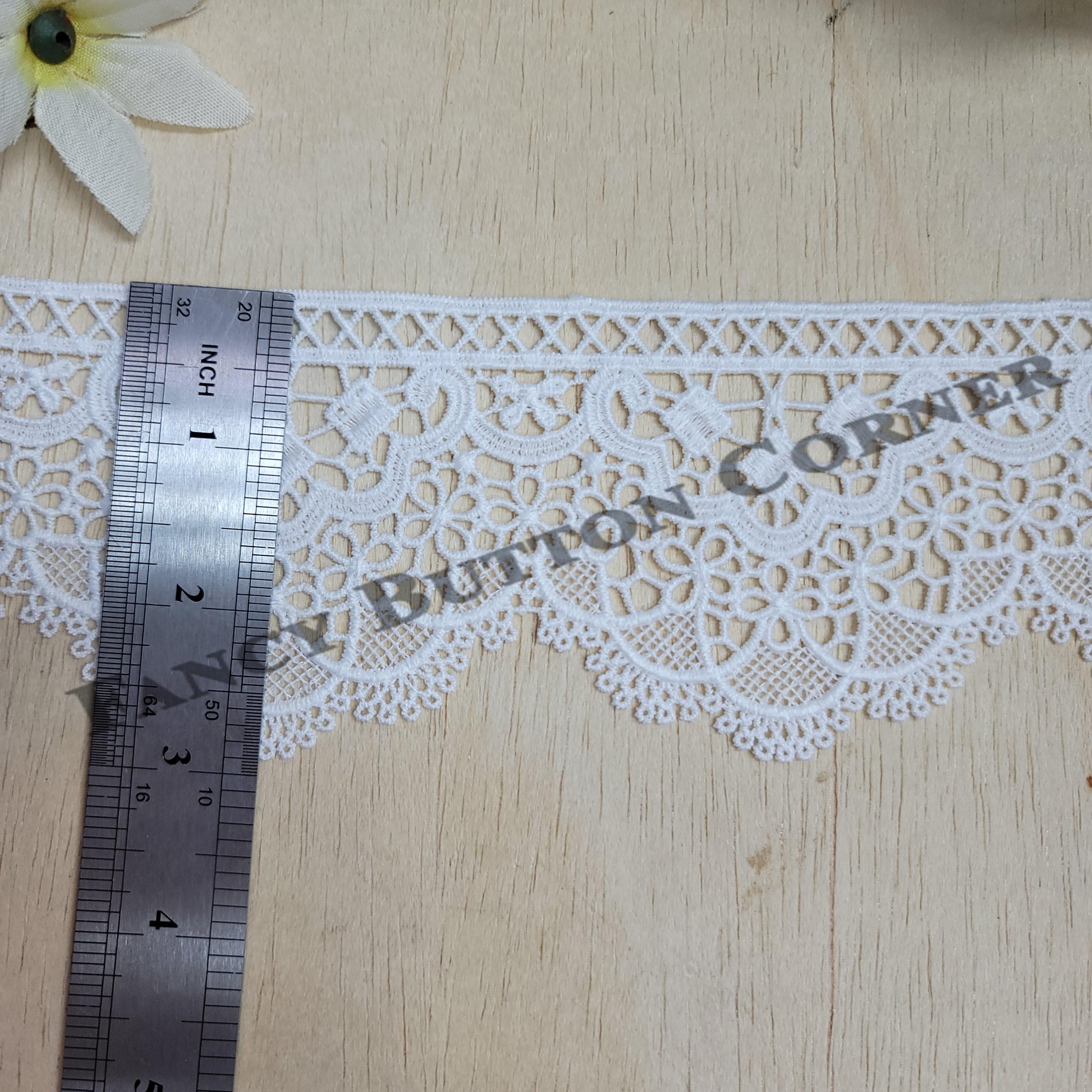 LC08352 - Shuttle Lace