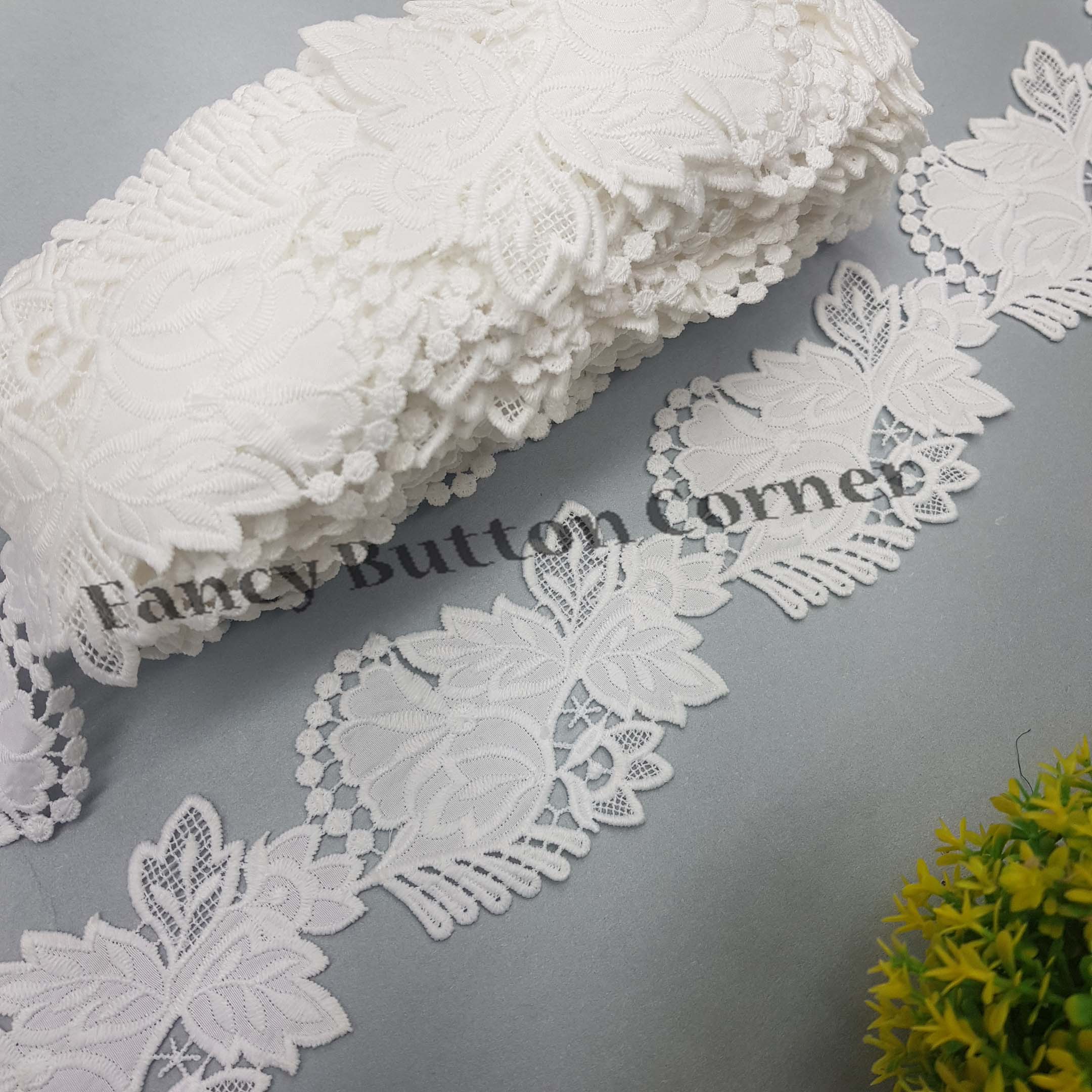 LC08744 - Flower Lace