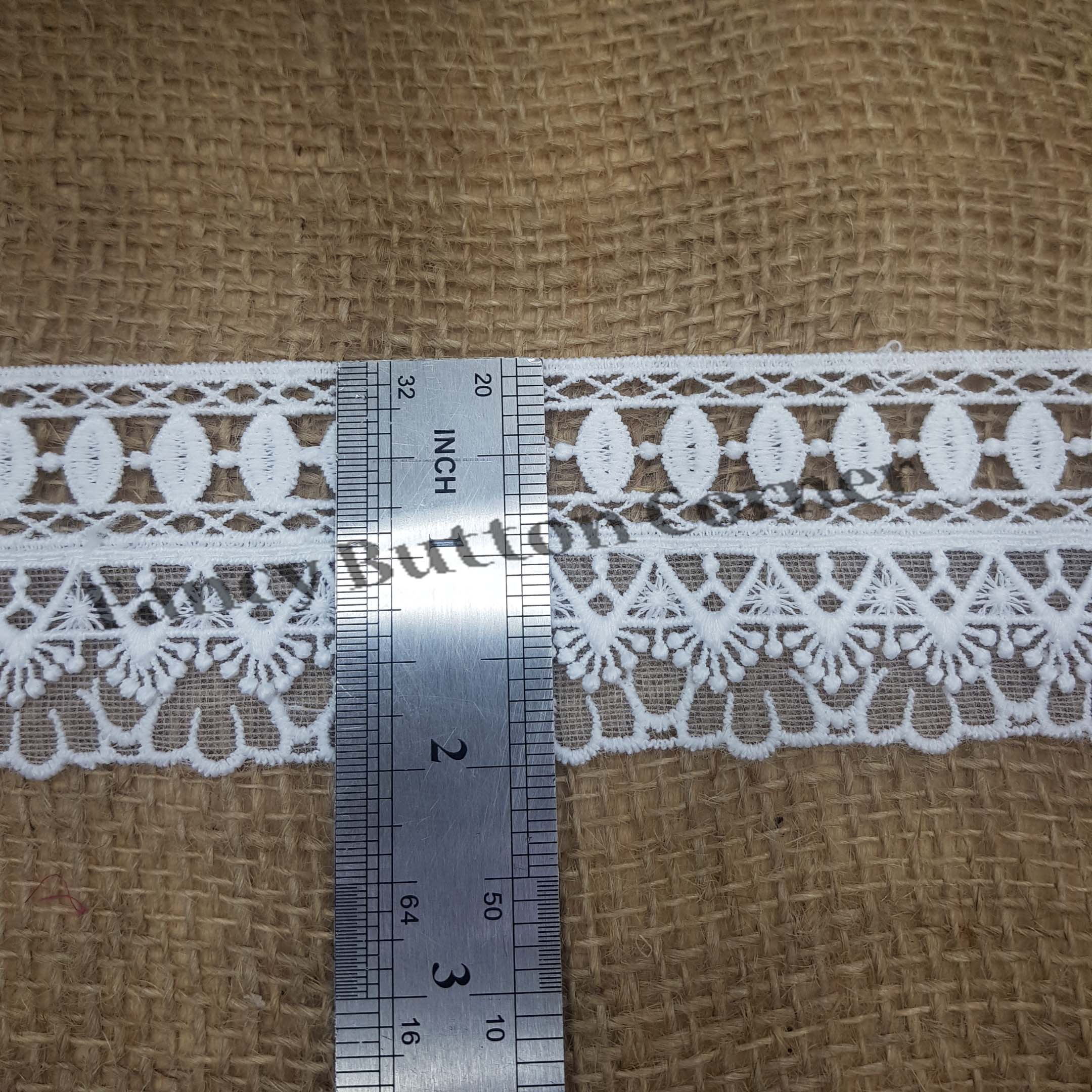 LC08990 - Shuttle Lace