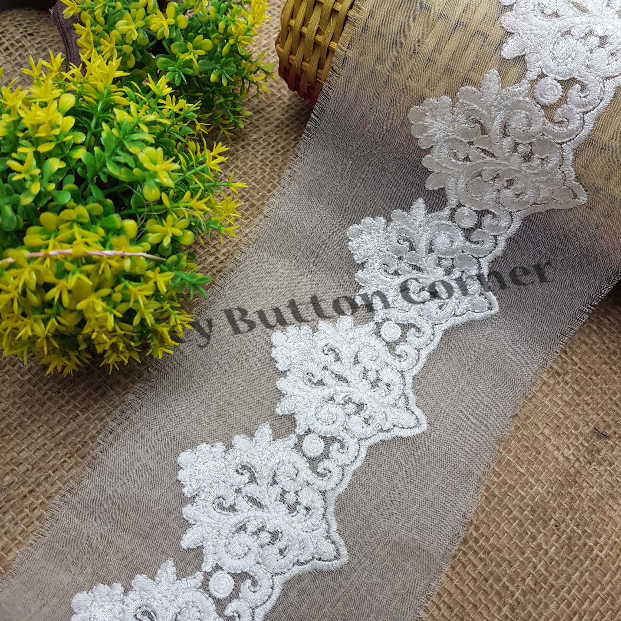 BD00203 - Pure Organza Border