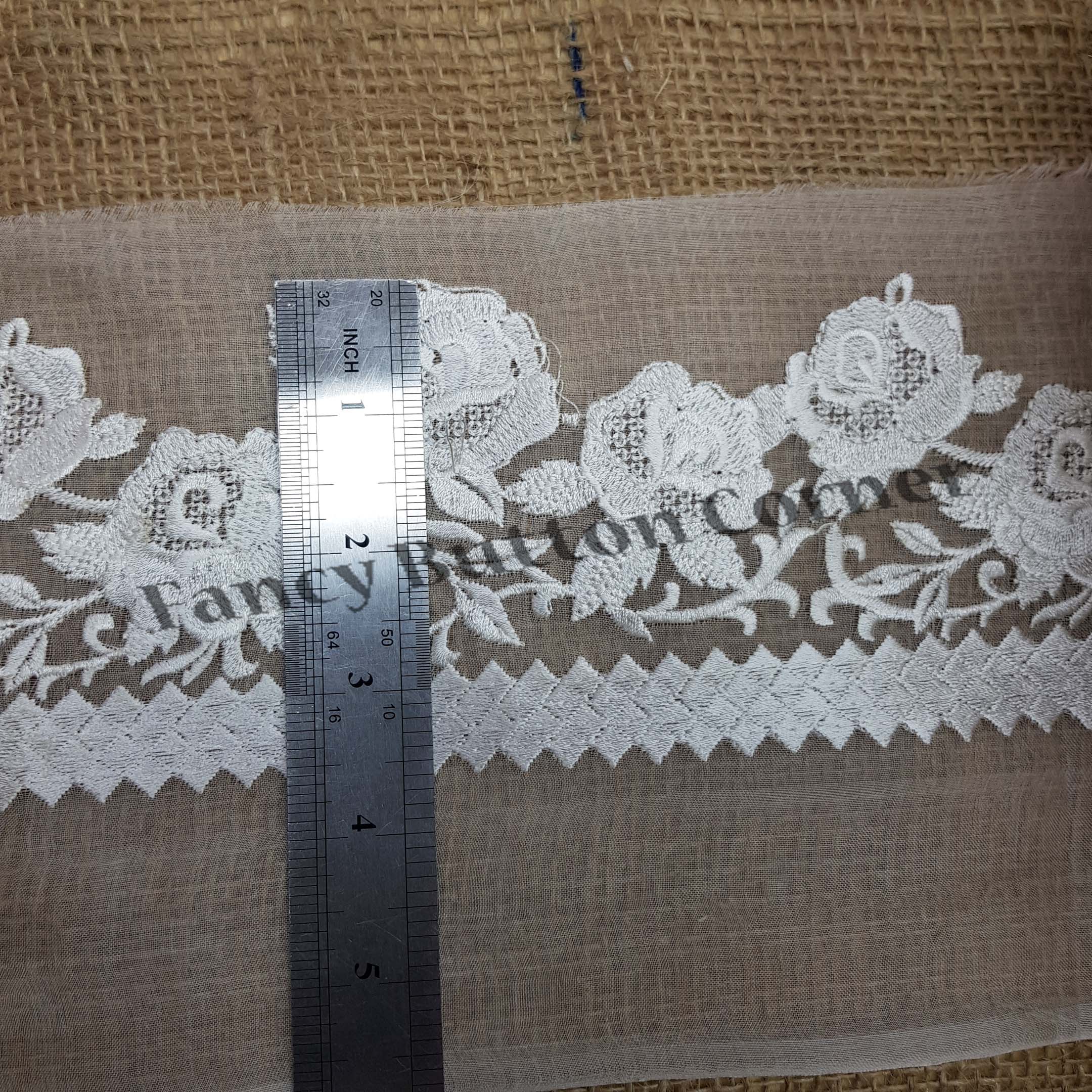 BD00010 - Pure Organza Border