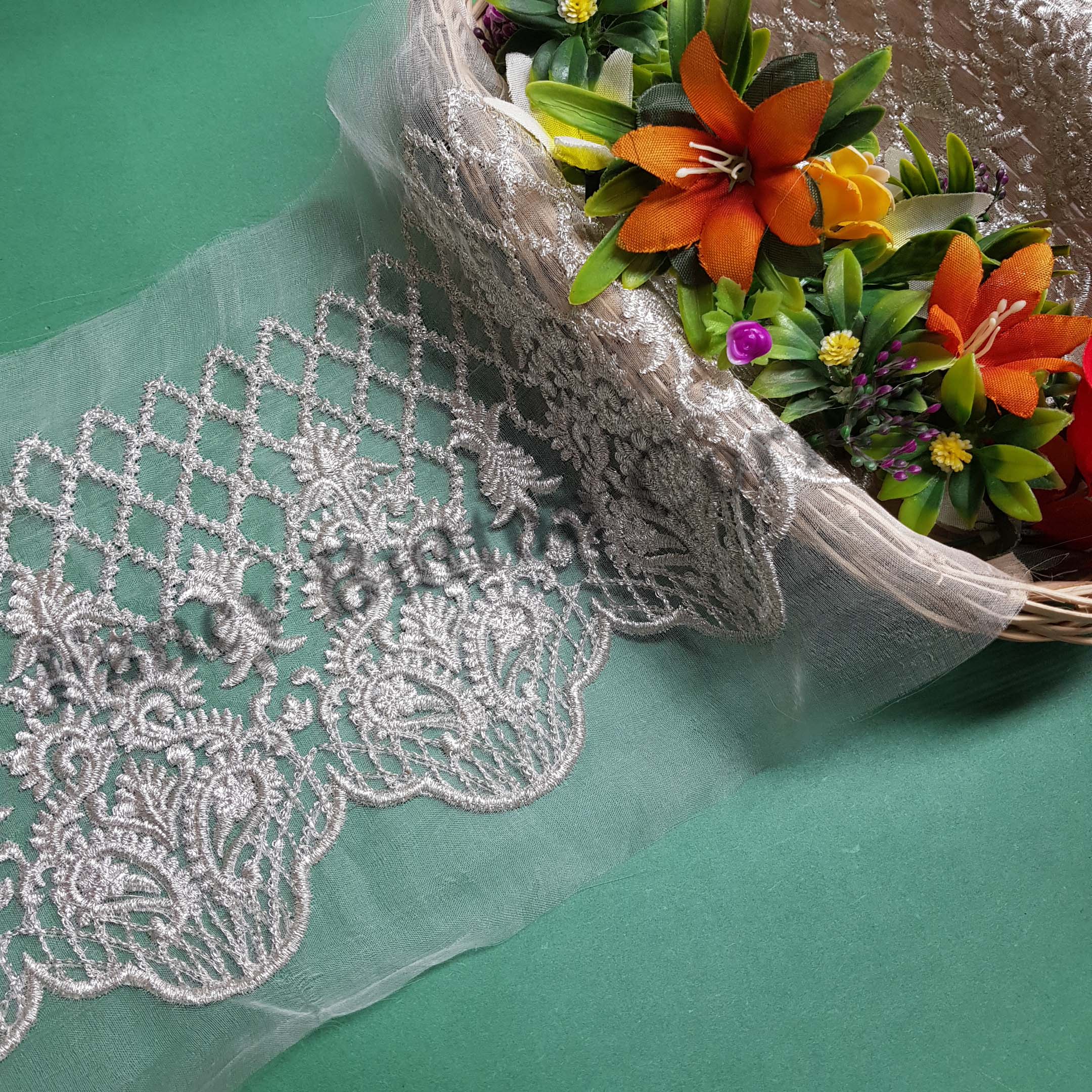 BD00256 - Pure Organza Border