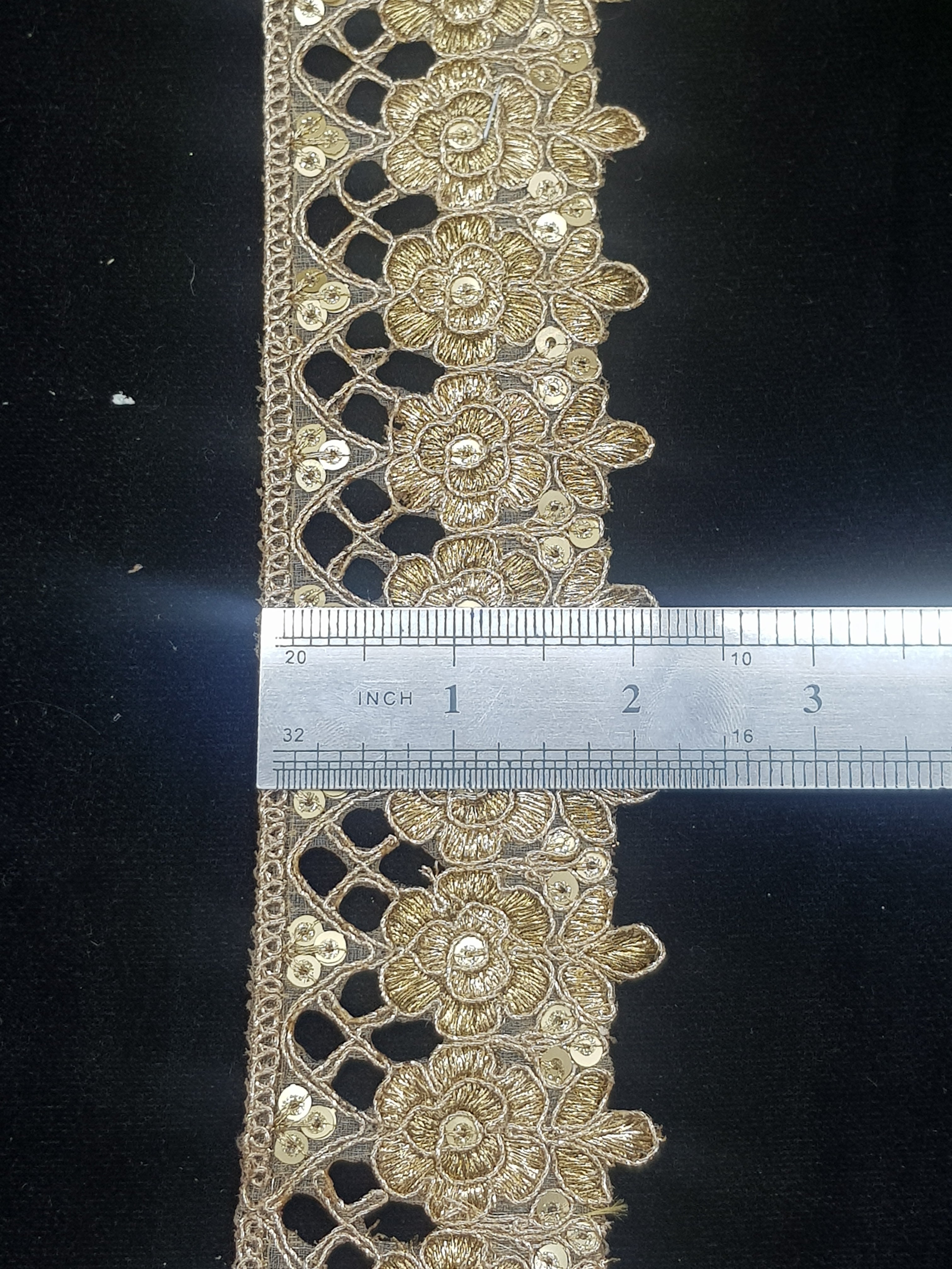 LC11991 - Fancy Lace
