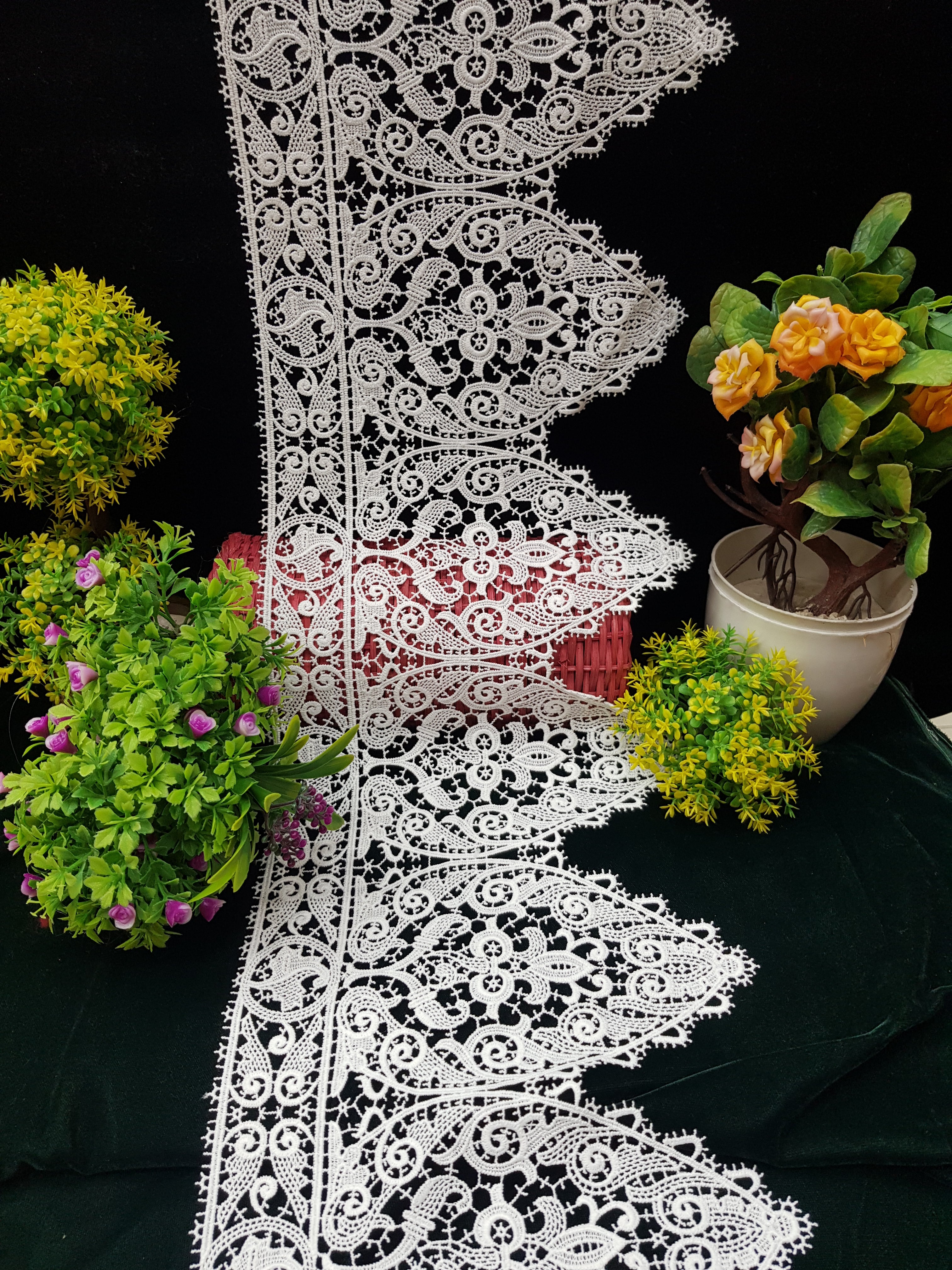 LC12204 - GPO Lace