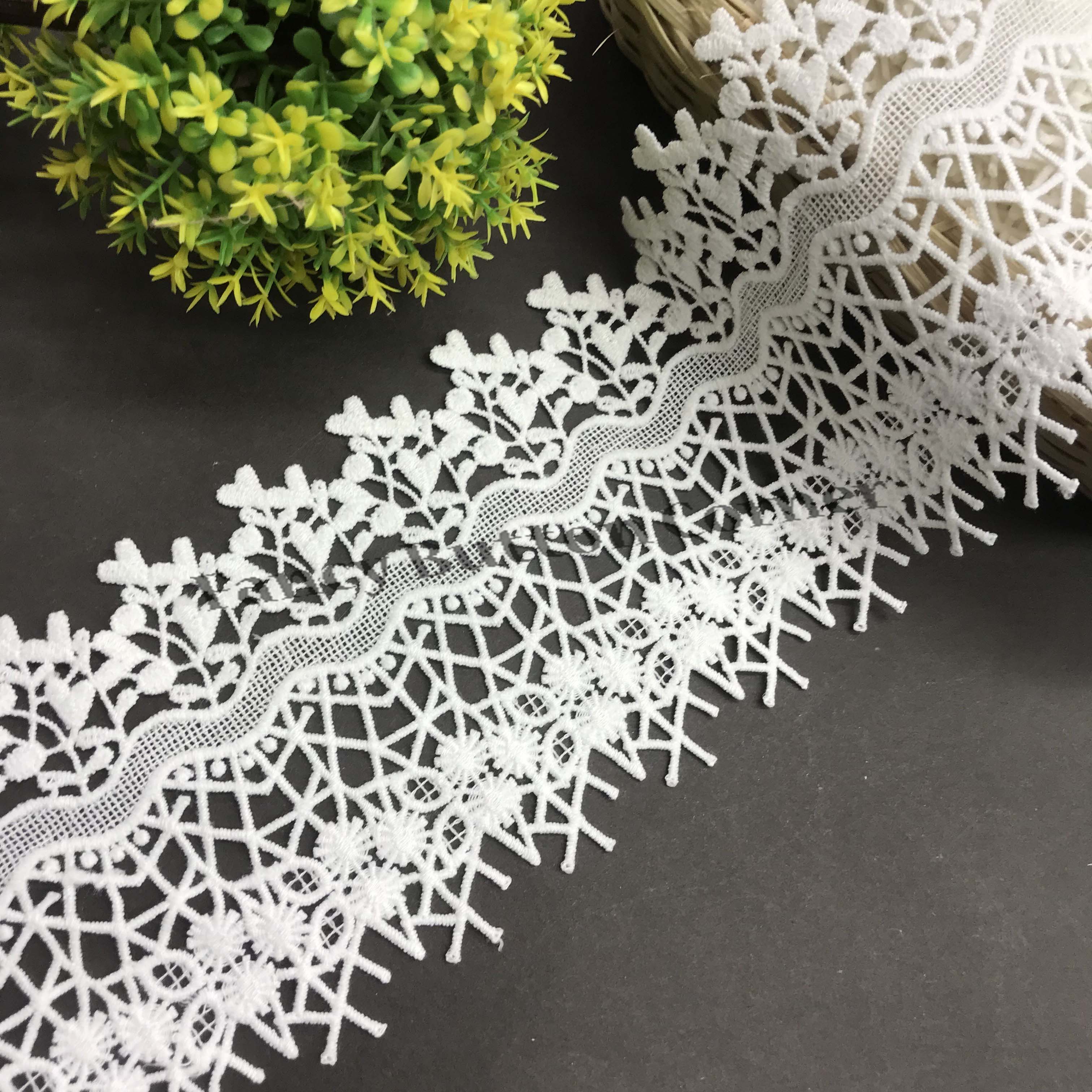 LC08842 - Shuttle Lace